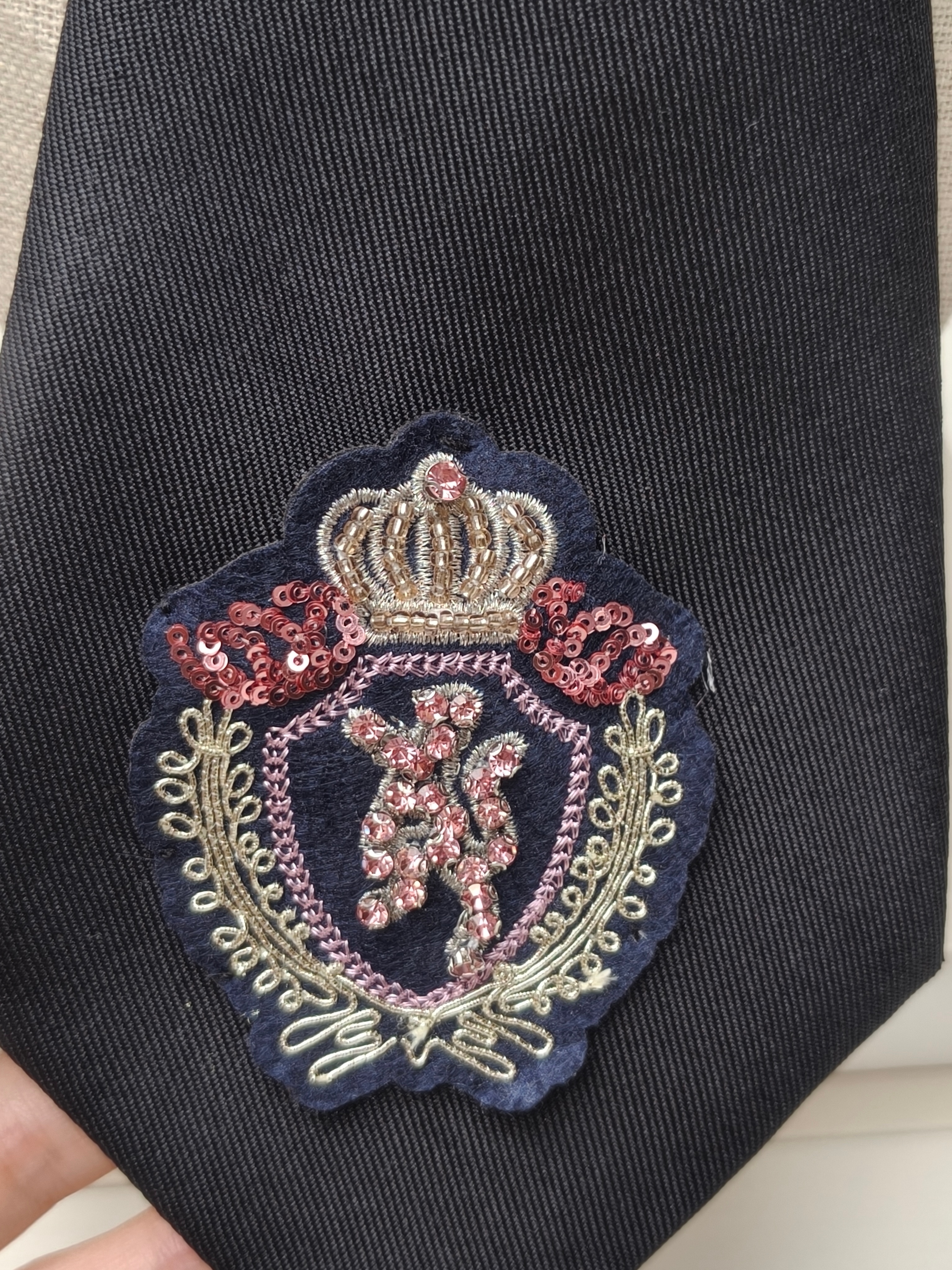 High-End Crown Badge Black Tie - مراجعة Women Formal Event Wear وسعره