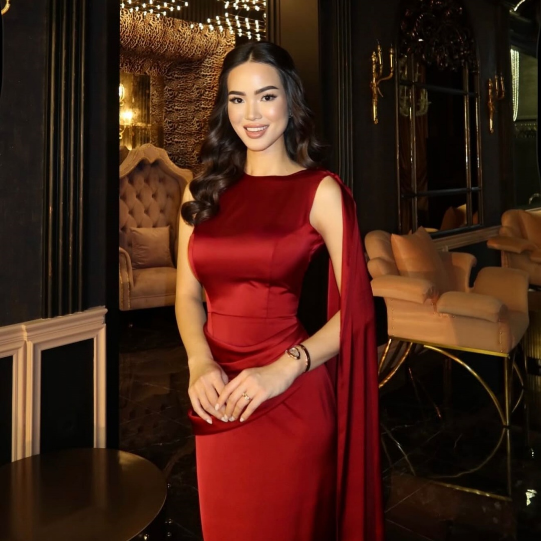 Bella Customized Red Satin One - مراجعة Women Formal Wear For Graduation وسعره